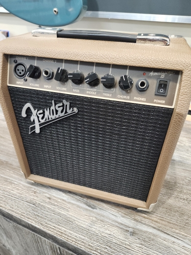 Store Special Product - Fender - 231-3700-000